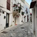 Castrum Casa *
