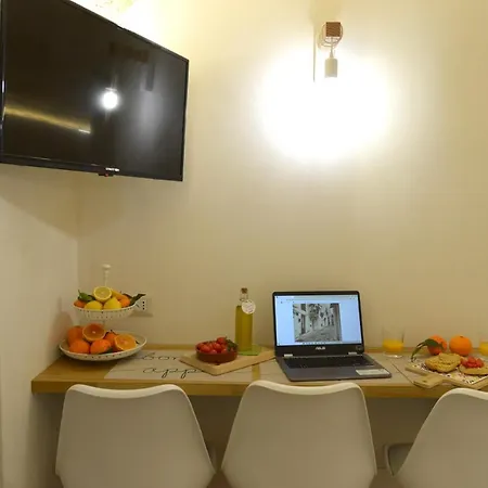 Castrum Casa メザーニェ