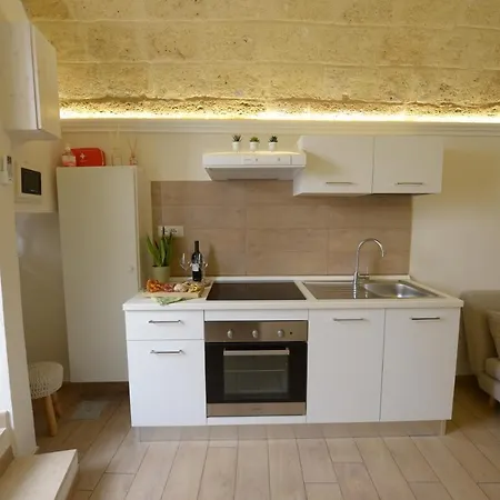 Castrum Casa Tatil Evi *